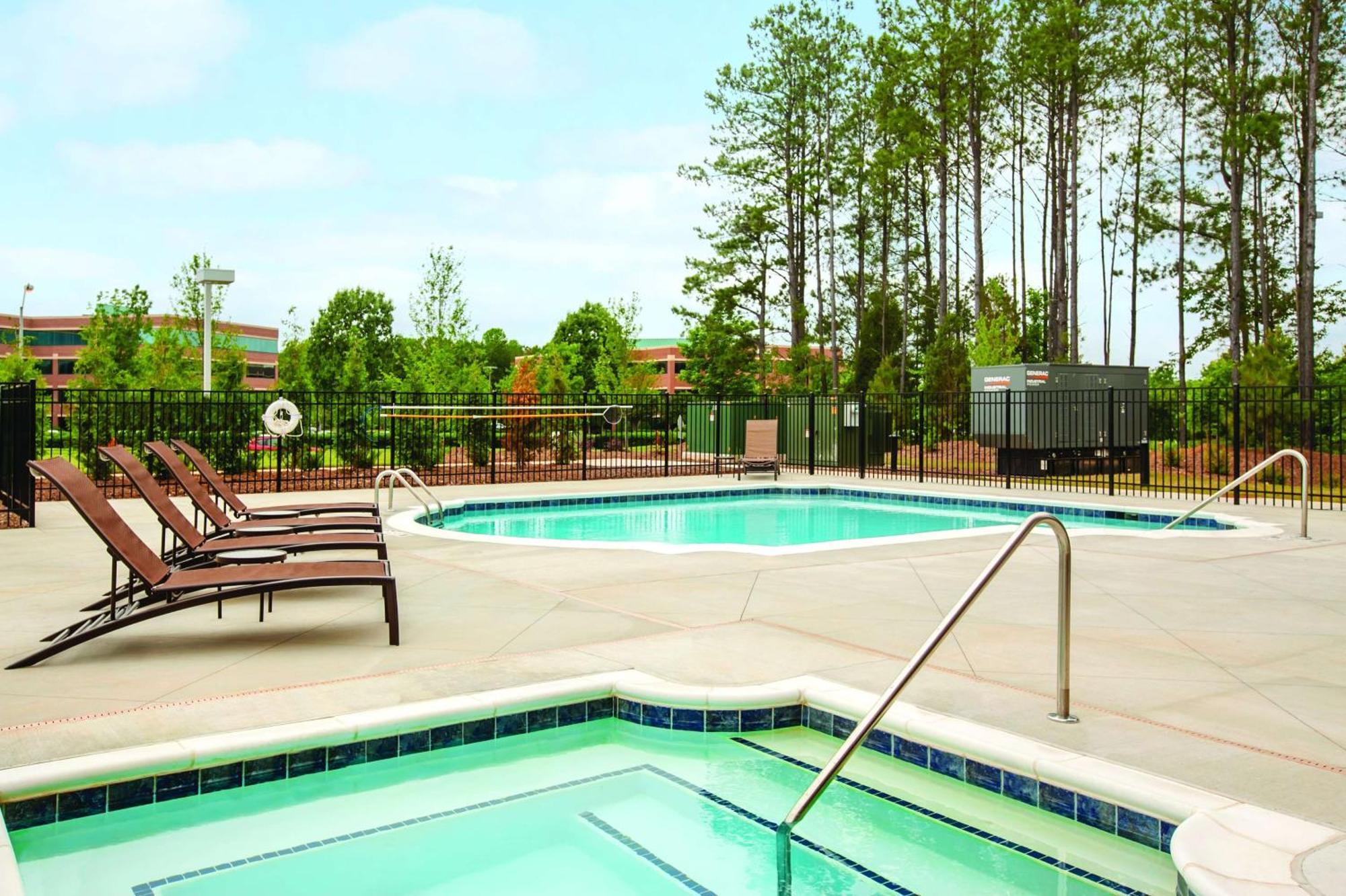 Hyatt Place Raleigh Cary Esterno foto